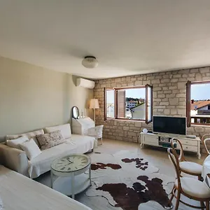 Apartment Salvia 4 Stars, Poreč